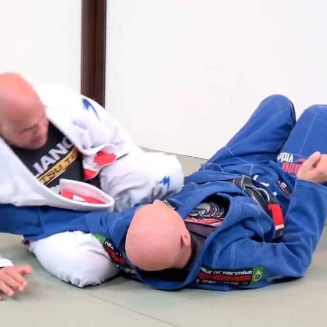 Fabio Gurgel Guard Pass