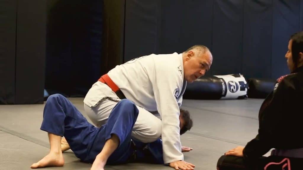 Mauricio Gomes - knee on chest transition