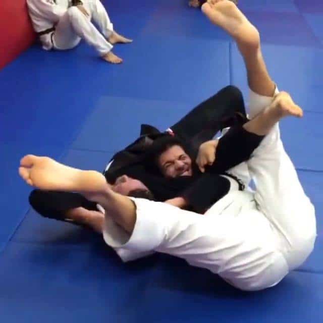 Jean Jacques Machado - Lapel Choke from Turtle