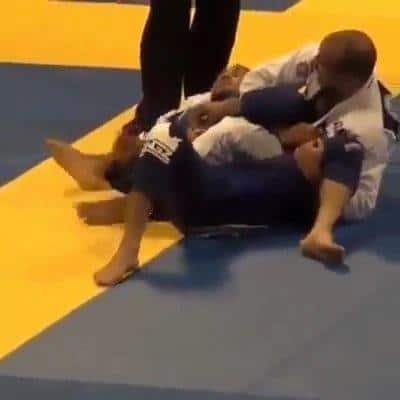 Bernardo Faria - Bow and Arrow to Armbar