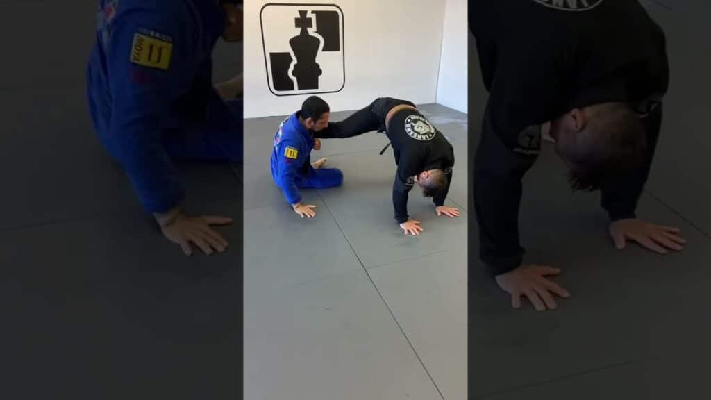 One Grip Pull to Collar Sleeve: X Guard Sweep