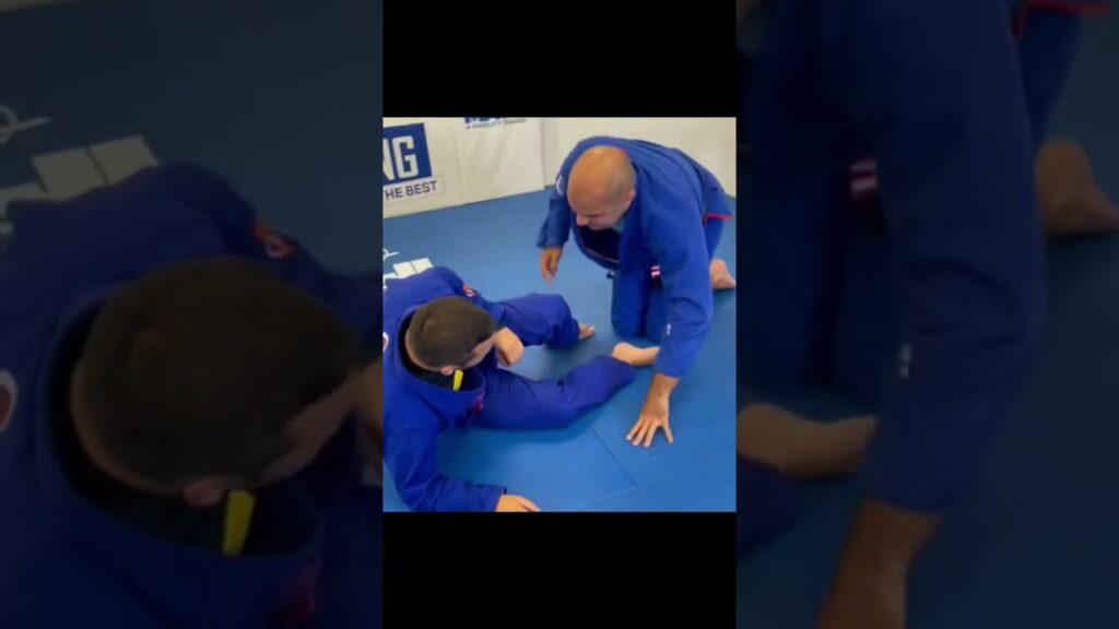 2 Omoplata Escapes by BERNARDO FARIA