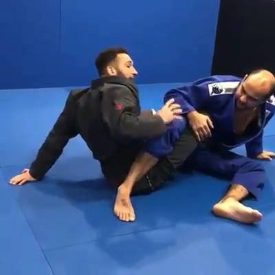 50/50 Kneebar