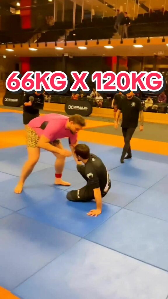 66KG X 120KG +   . . Vídeo:    .  Estude Jiu-Jitsu com a  CUPOM: LS10 (LINK AQU