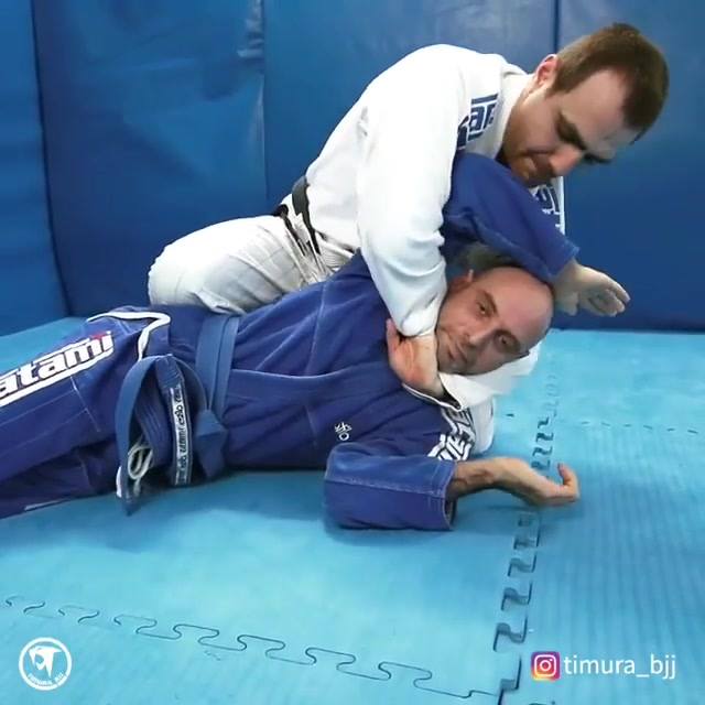 A sneaky Ezekiel choke from side control (seat belt grip). @timura_bjj repost