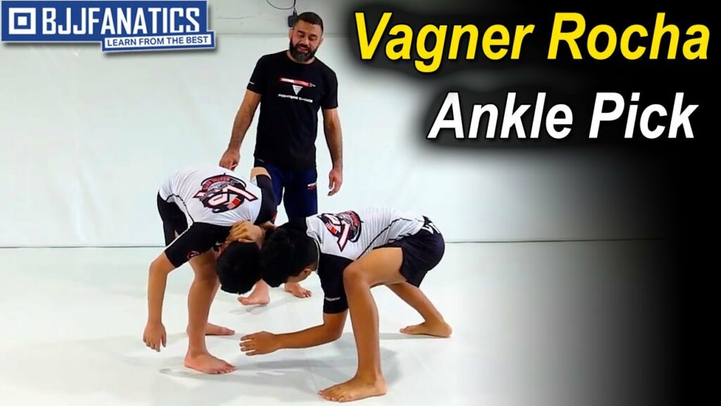 Ankle Pick by Vagner Rocha