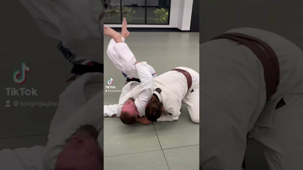 Arm Triangle Escape Sequence