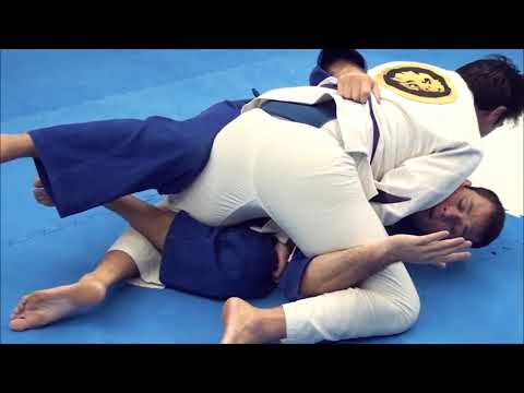 Atenção Marrons e Pretas! Roger Gracie ensina uma posição mais avançada, a chave de joelho!