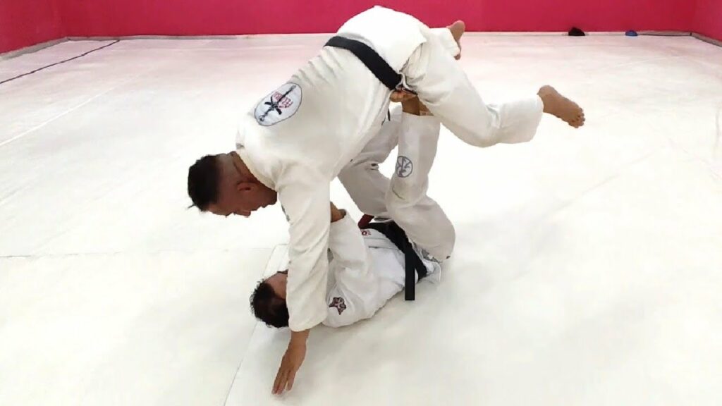 Aula De Jiu-Jitsu  -  Feubjj