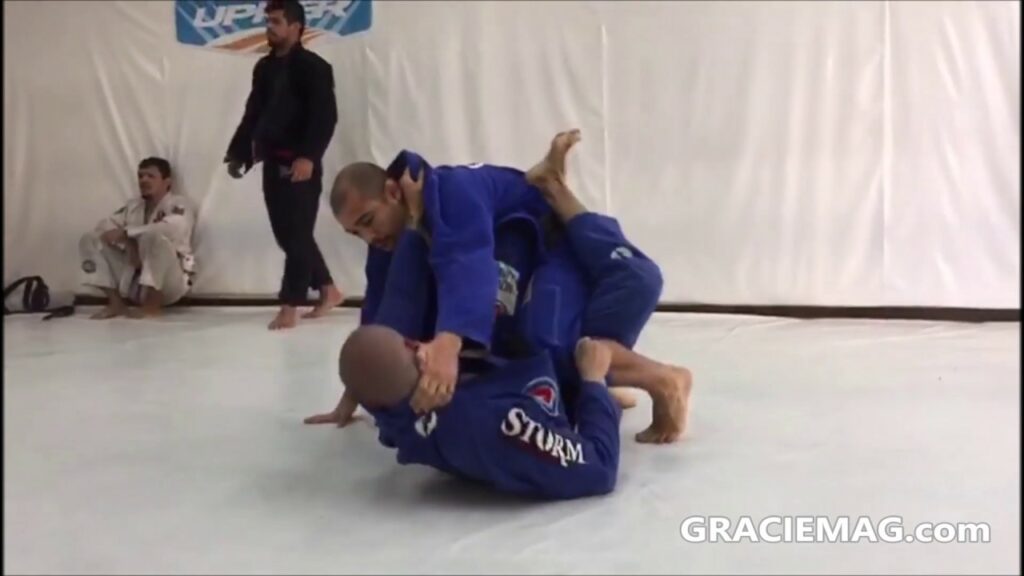 BJ Penn e José Aldo treinam Jiu-Jitsu com kimono na Nova União