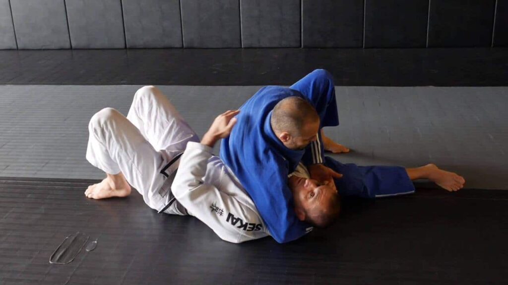 BUILDING STRUCTURES AND FRAMES FOR YOUR JIU JITSU