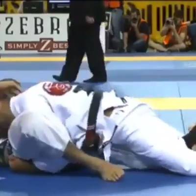 Bernard Faria Half Guard Pull -> Single Half Guard Sweep -> Ov...