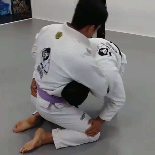 Butterfly Guard Vs Guillotine