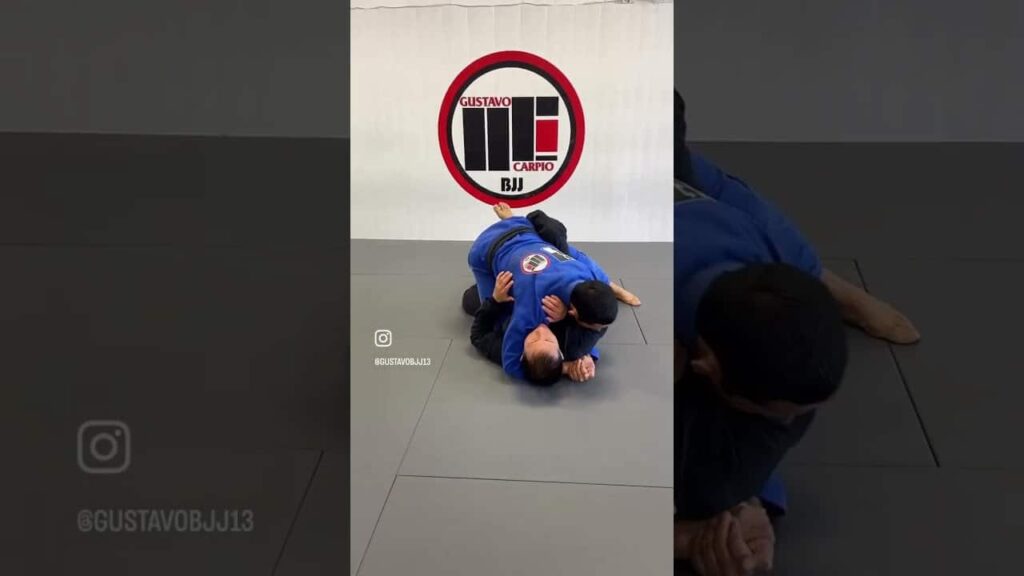 Closed Guard Pass to Americana from Mount #bjj #jiujitsu #guardpass # #bjjlifestyle