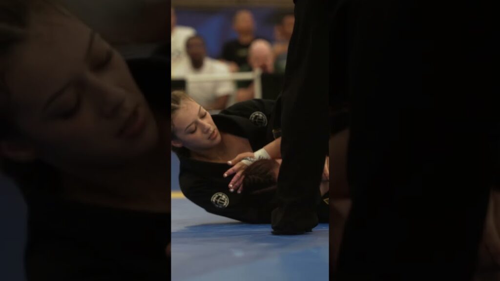 Collar Choke by Alexa Herse at the @ibjjf  Jiu-Jitsu Con  🏆🔥 #jiujitsu #bjj #shorts