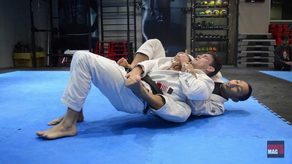 Demian Maia e seu treino específico de kimono na Coreia do Sul