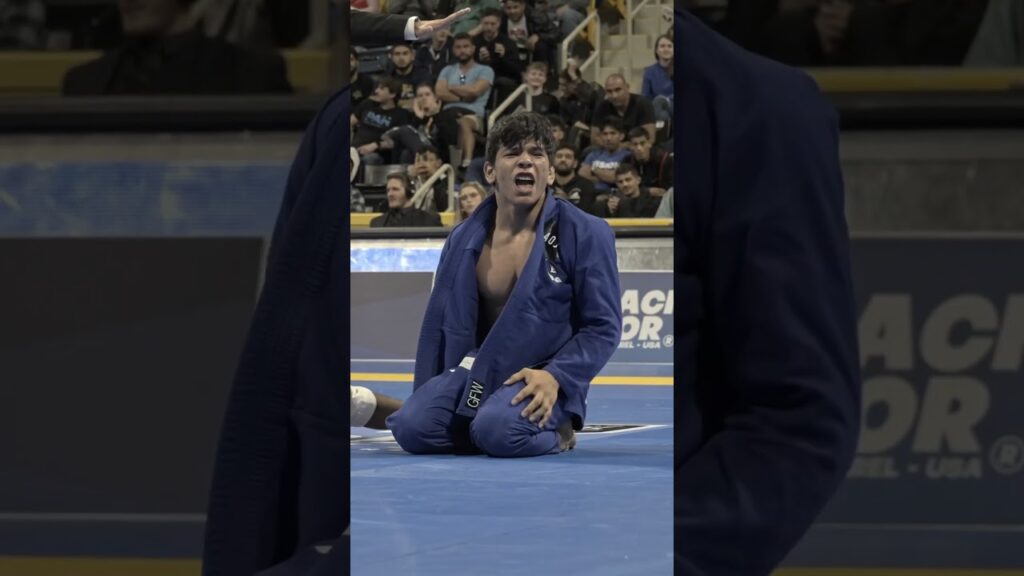 Diego Pato wins Worlds with this last minute sweep | AOJ+ aojplus.com