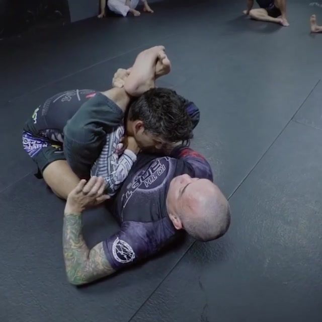 Eddie Bravo explains the Pump on the New MTS 169