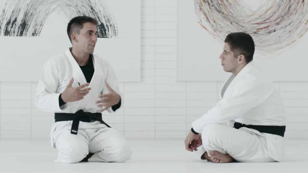 Fazendo o Adversário Perder Controle Da Guarda | Gui Mendes & Tainan Dalpra | artofjiujitsu.com