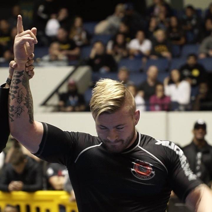 Gordon Ryan racked up 40+ points before finishing his first match at No-Gi Worlds...