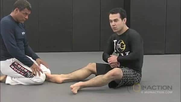 Guillotine Vs Takedown by Marcelo Garcia