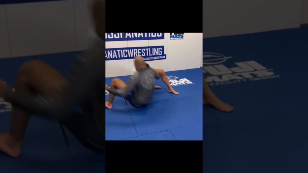 Half Guard NOGI Sweep by MATHEUS DINIZ