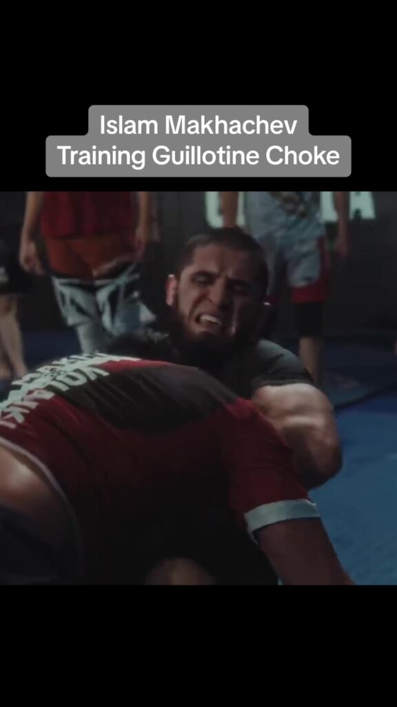 Islam Makhachev Training Guillotine Choke, Talks fight vs Dustin Poirier at