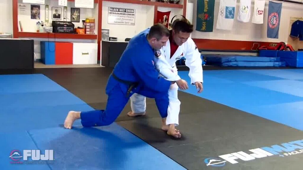 Jimmy Pedro - Ko Ouchi Gari To Knee Pick