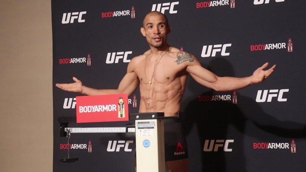 Jose Aldo makes bantamweight first time of asking