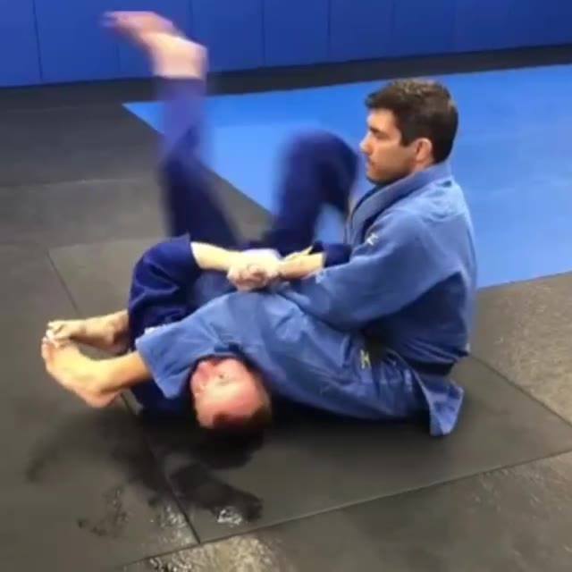 Judo 柔道 Ne waza 寝技  FUENTE: Justin Flores