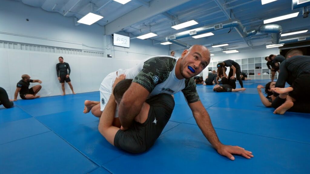 Kaynan Duarte Works A Seated vs Standing Positional Round To Prep For WNO 25