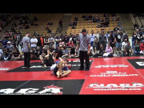 Keenan Cornelius Vs Dillion Danis 2011