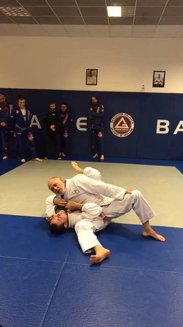 Mauricio Gomes - Side Control To Mount