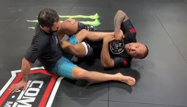 Modified heel hook from 50/50 by Yuri Simoes.