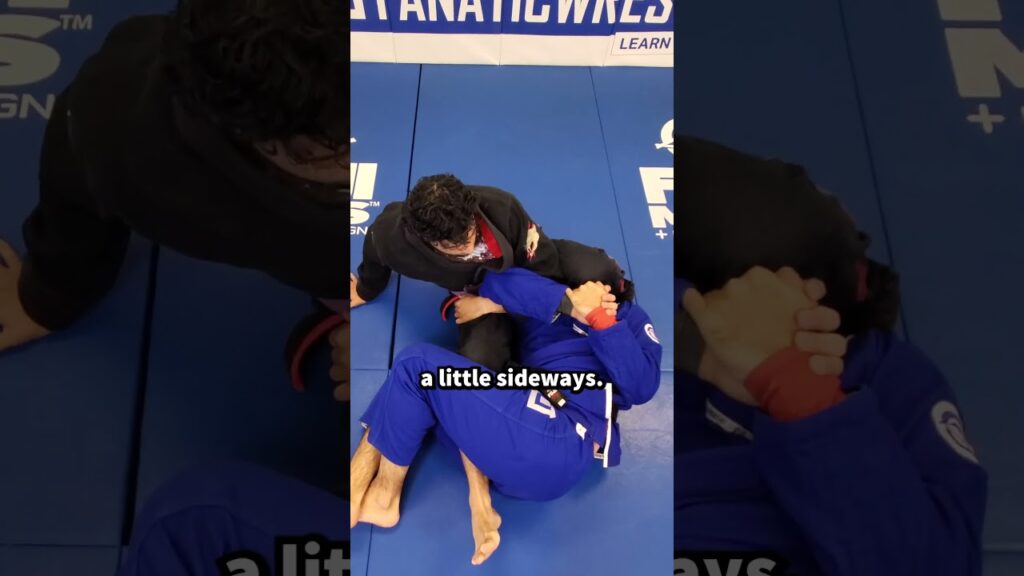 My Favorite ARM BAR ESCAPE        #bjjwhitebelt #bjjtips #bjjtraiining