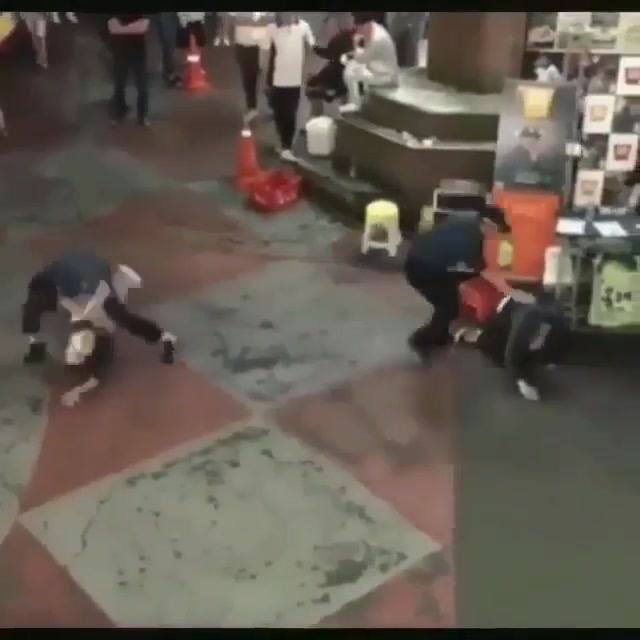 Nice Takedown by a Officer