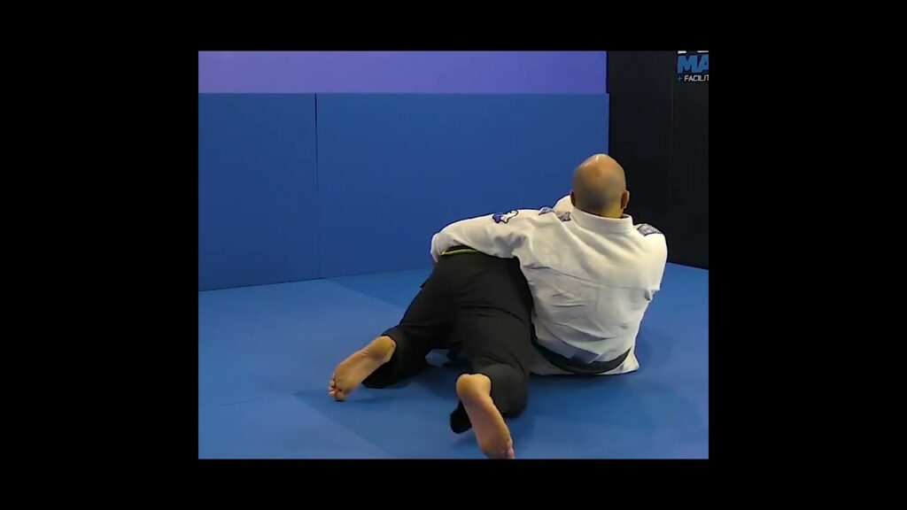 OMOPLATA From CLOSED GUARD  - Bernardo Faria