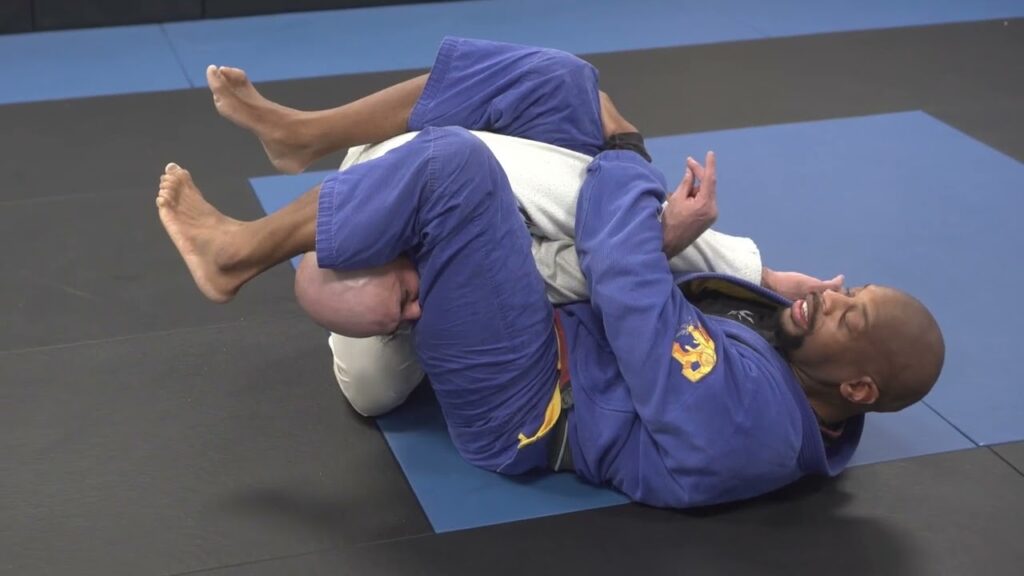 One Way To Tighten Up The Transition To The Armbar in Closed Guard