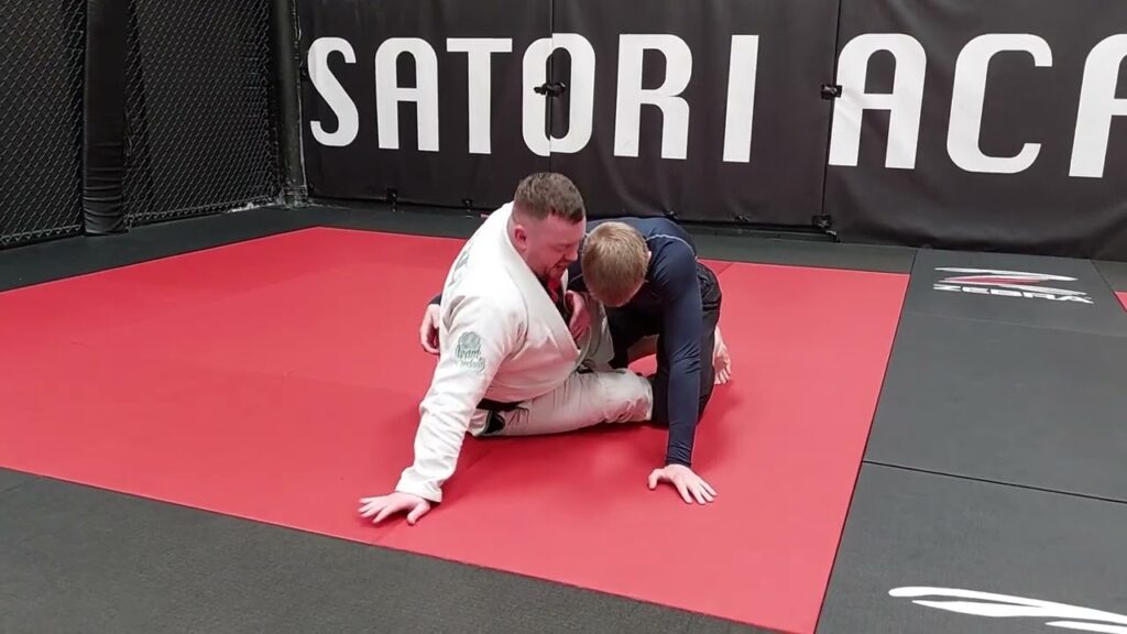 Overhook Sweep | Butterfly Guard