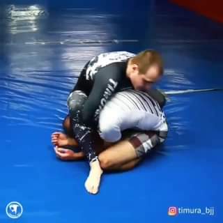 Peruvian Necktie Choke