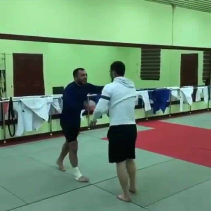 Please don’t post your hand on the mat during takedowns.
 Ilias Iliadis: Hold my