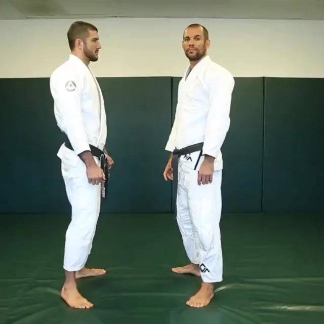 #Repost from @gracieuniversityhq
  ... 
 #GJJTechniqueTuesday
 -
 @ryrongracie @...