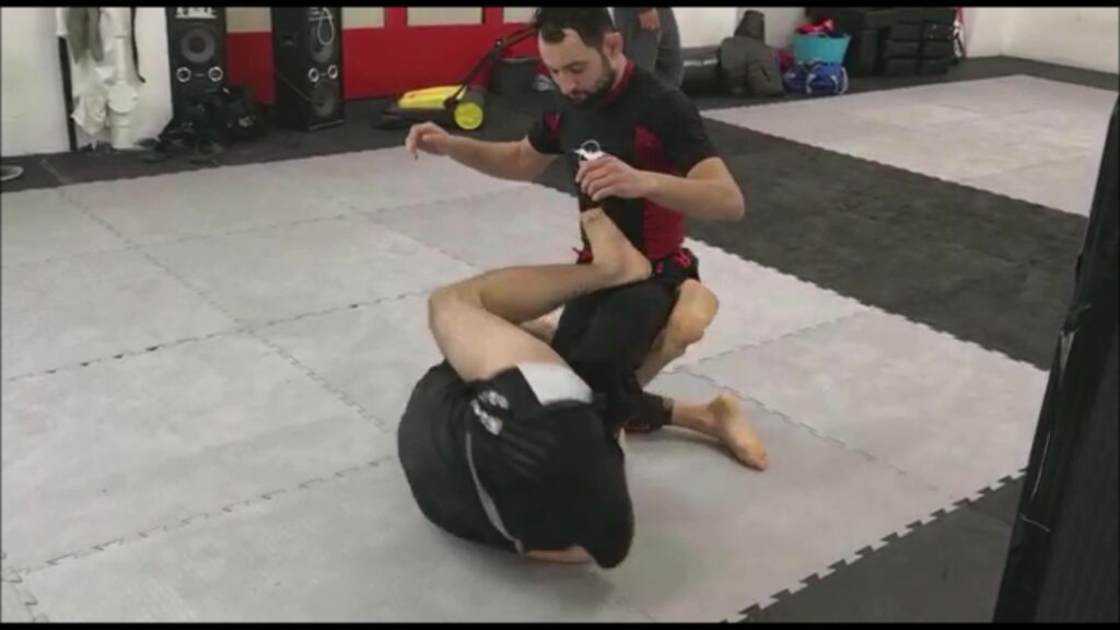 Reverse DLR to Cross Ashi Garami Kneebar by @abelbjj