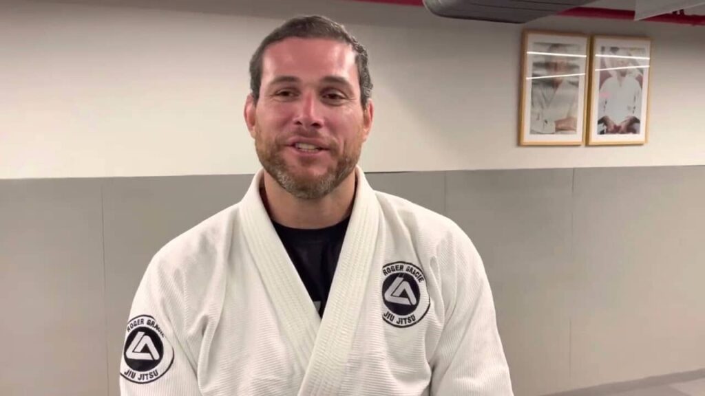 Roger Gracie responde: o que faz um excelente guardeiro no Jiu-Jitsu?