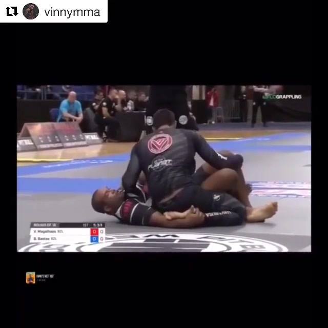 Rubberguard to Leglock