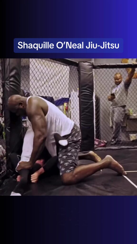 Shaq Training Jiu-Jitsu