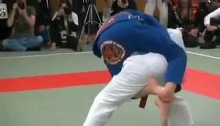 Slick back take by Paulo Miyao.