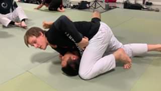 Sneaky near side armlock from side control