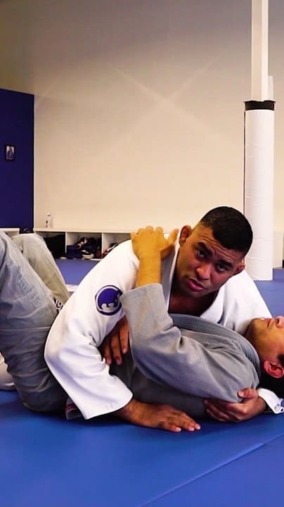 Stand Up Guard Pass + Lapel Choke From side Control- Renzo Gracie Lake Houston