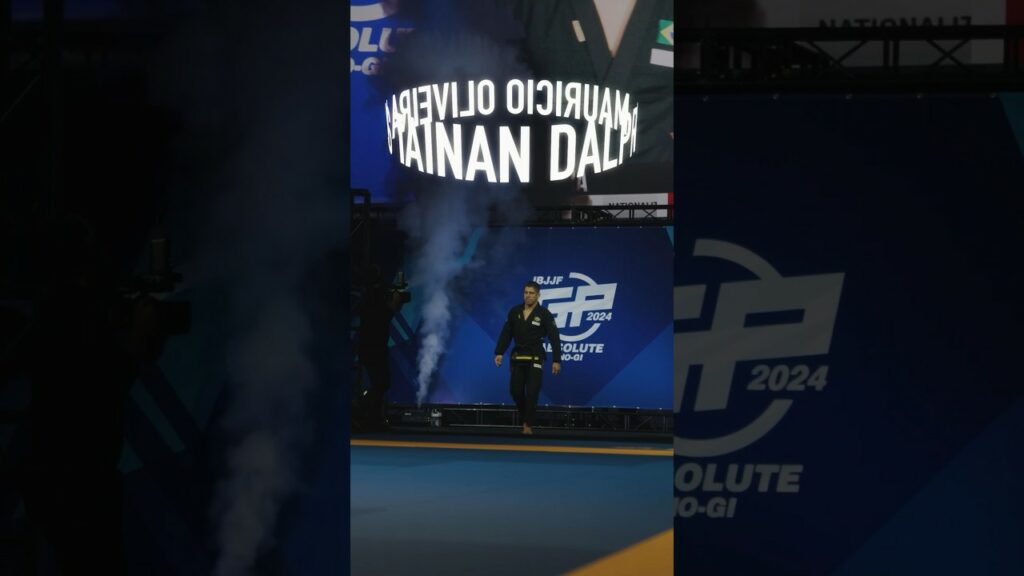 Tainan Dalpra submits Mauricio Oliveira at the IBJJF Grand Prix